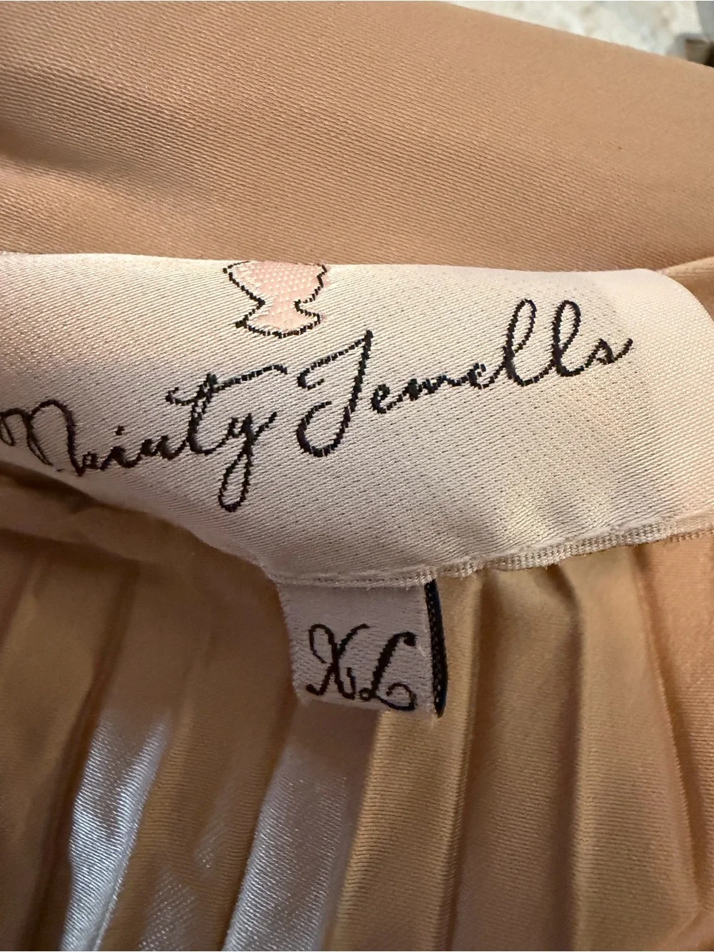 Dainty Jewells Pleated Skirt in Soft gold